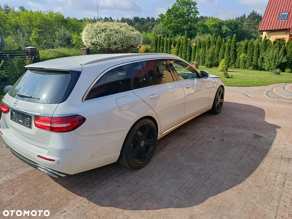 Mercedes-Benz Klasa E 220 d 9G-TRONIC - 1