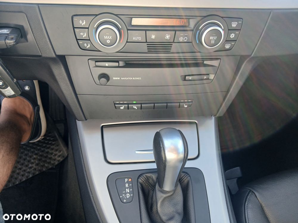 BMW Seria 3 - 35
