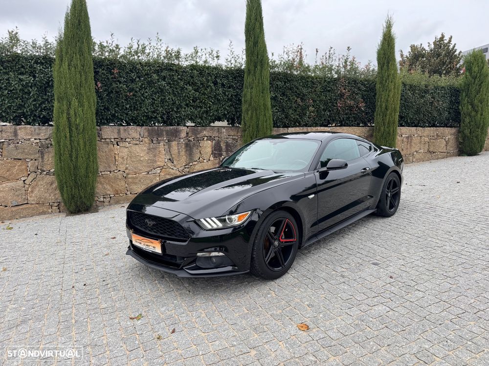 Ford Mustang 2.3 Eco Boost Aut. - 4