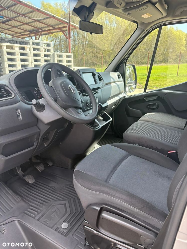Nissan NV400 - 6