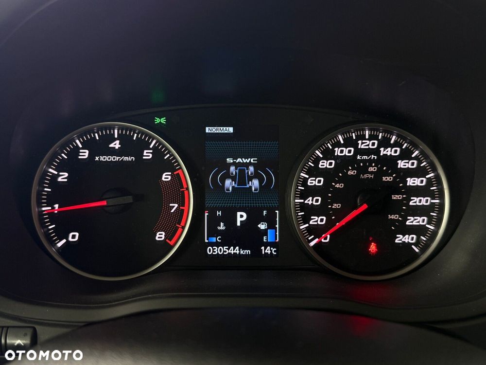 Mitsubishi Eclipse Cross - 33