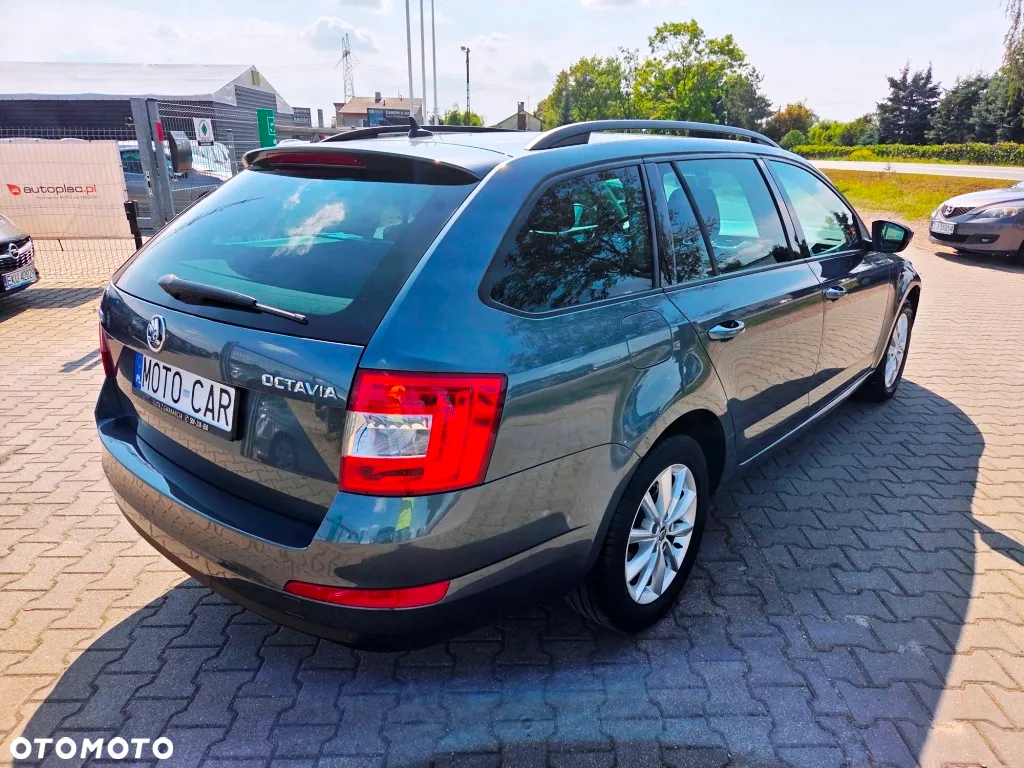 Skoda Octavia Combi 1.4 TSI DSG Style - 8