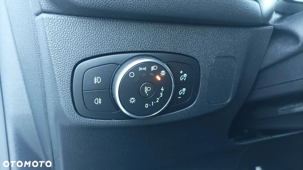 Ford Focus 1.0 EcoBoost mHEV ST-Line X - 17