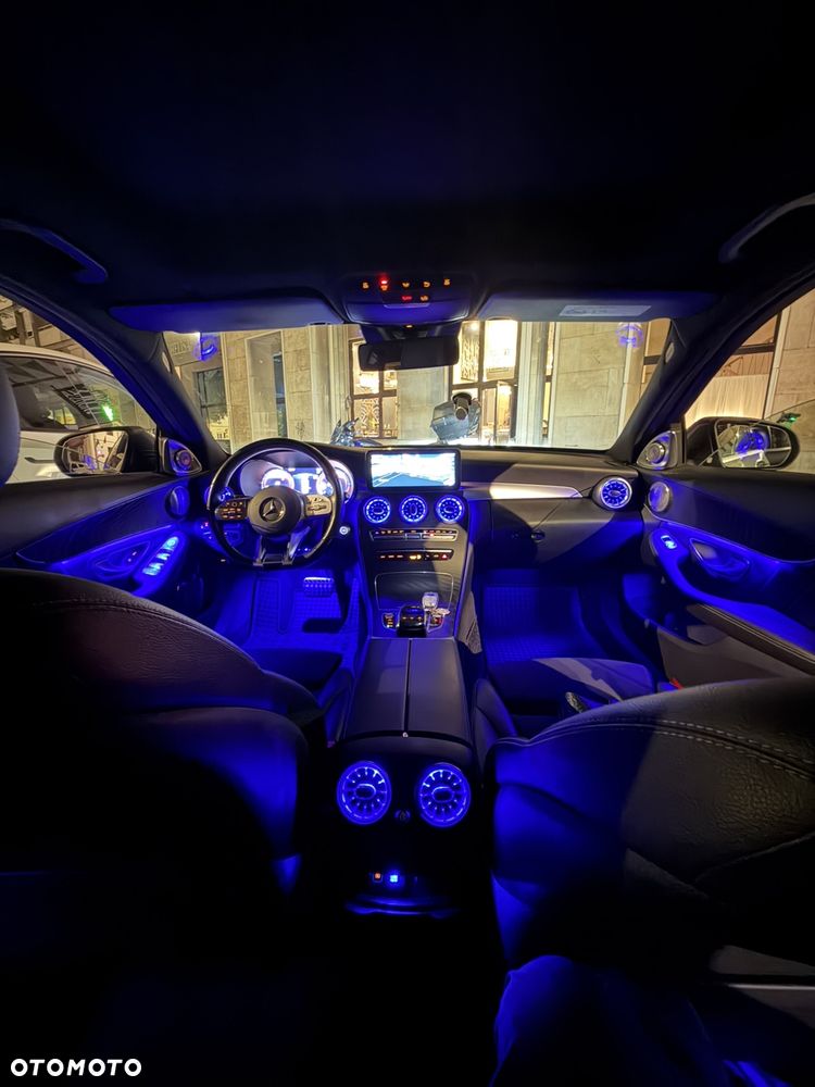 Mercedes-Benz Klasa C 300 d 4MATIC 9G-TRONIC - 39