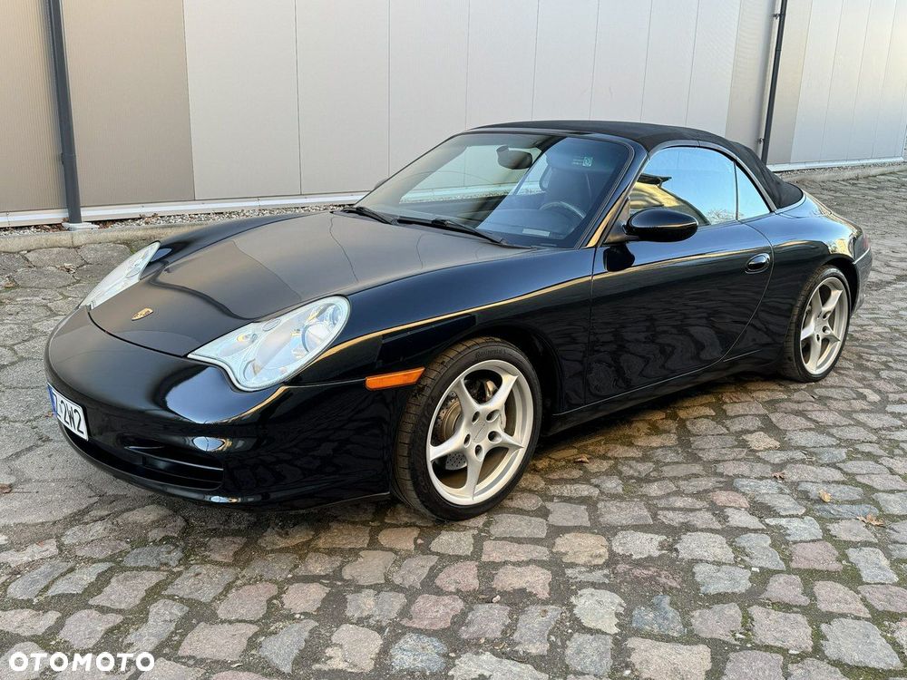 Porsche 911 Carrera 4 Cabrio
