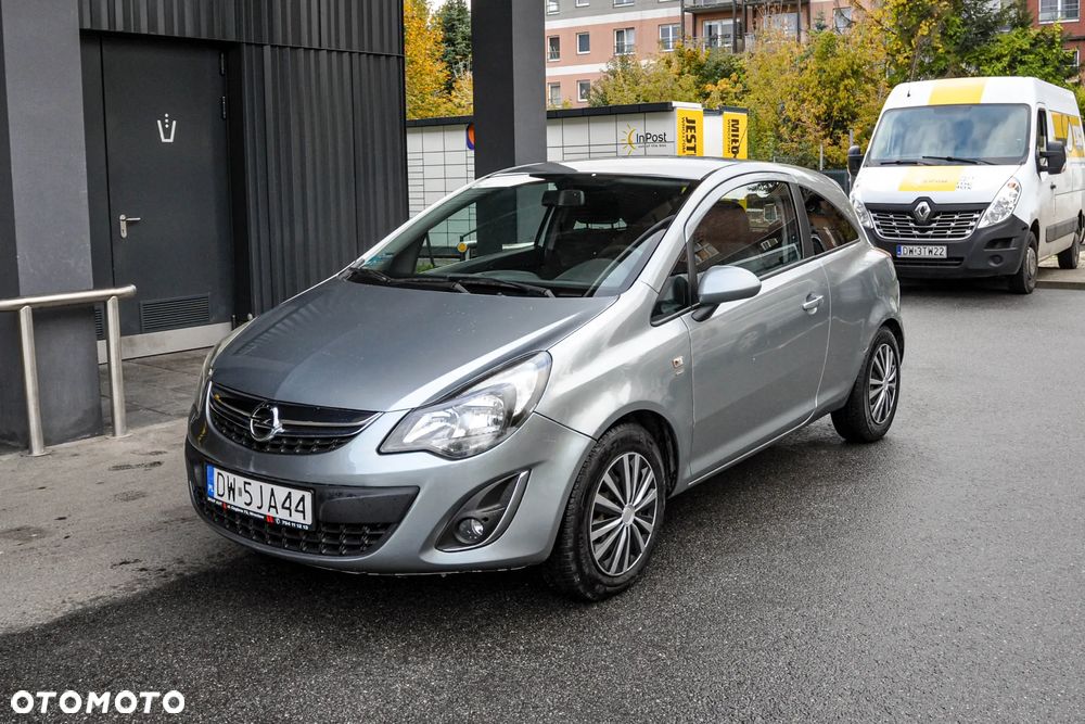 Opel Corsa - 1