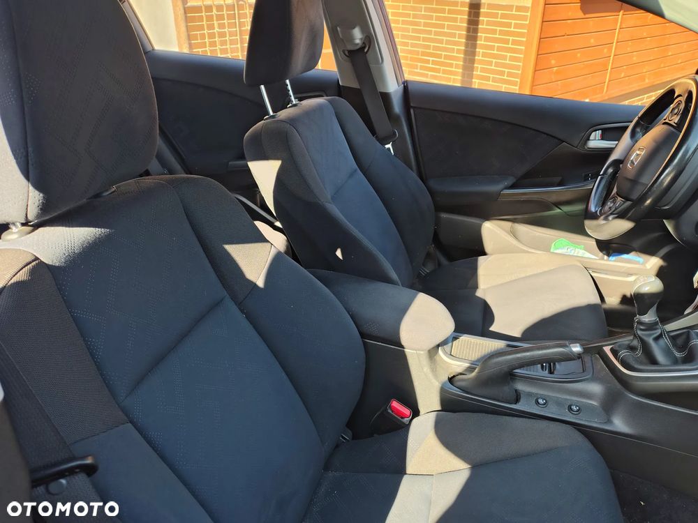 Honda Civic 1.8 i-VTEC Sport - 14