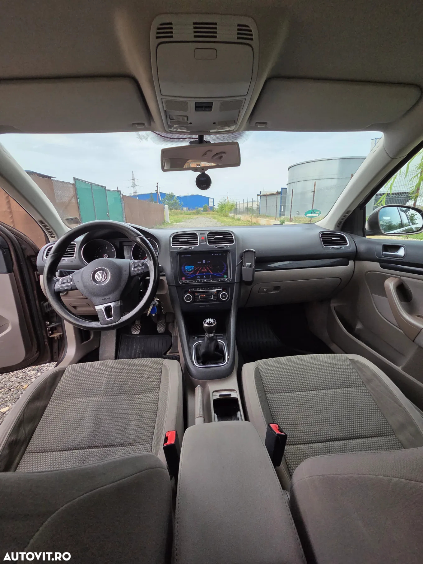 Volkswagen Golf 2.0 TDI DPF Comfortline - 4