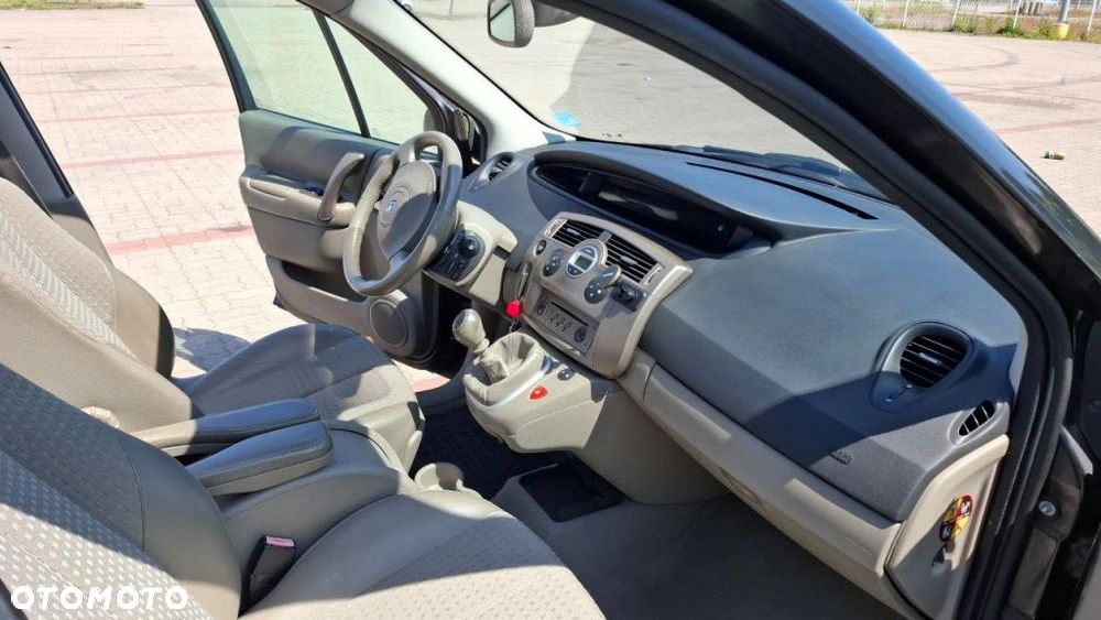 Renault Scenic 1.9 dCi Confort Privilege - 2