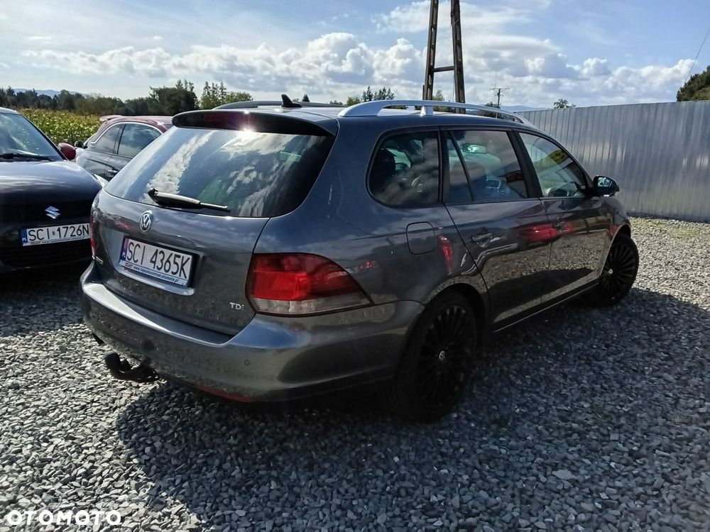Volkswagen Golf - 2