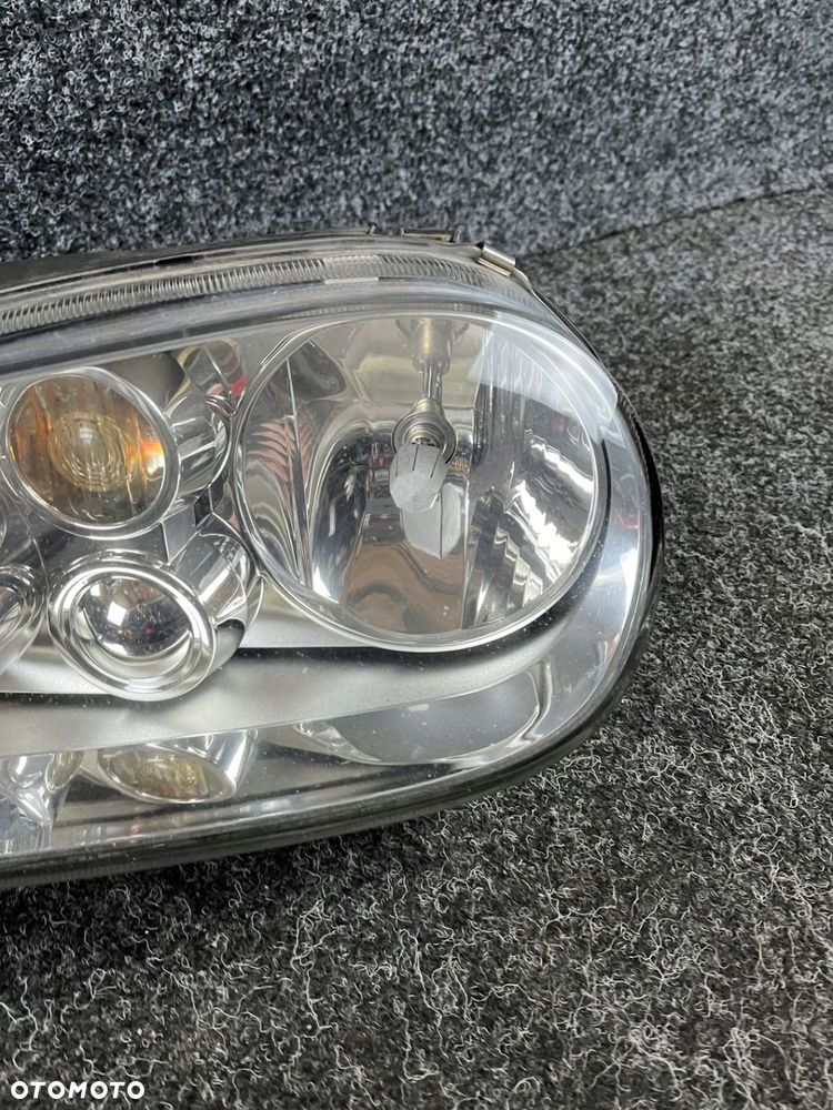 vw golf IV lampa prawa  lewa przód przednia OE hella - 7