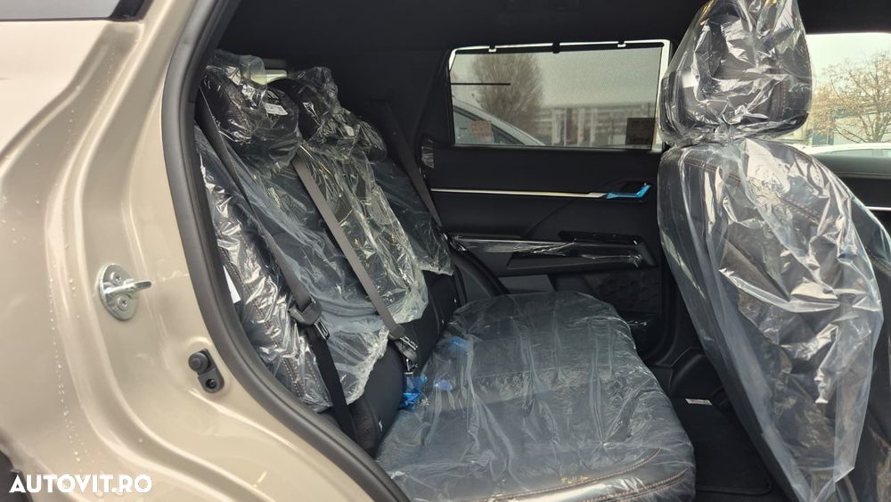 KG Mobility Torres EVX - 12