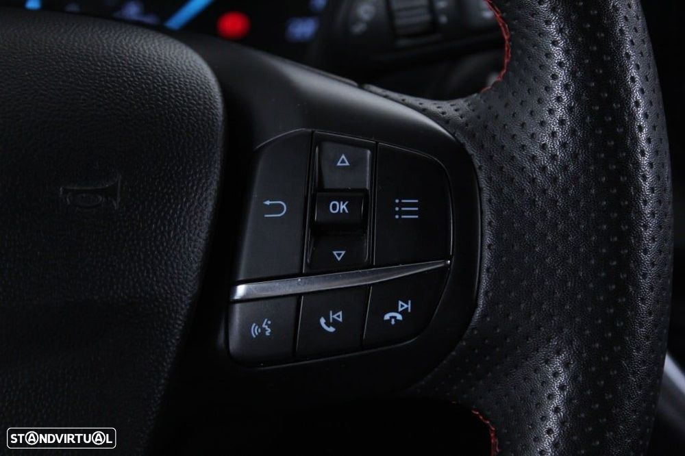 Ford Fiesta 1.0 EcoBoost ST-Line - 23