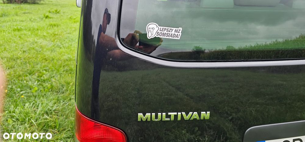 Volkswagen Multivan - 24
