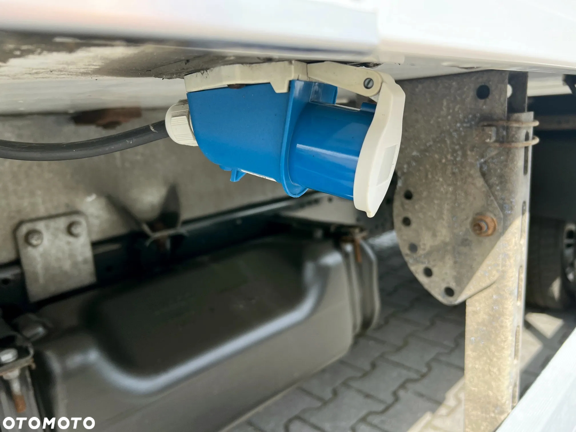 Iveco Daily 50C15 Kontener Mroźnia/Chłodnia 3x Drzwi ThermoKing V 300 Max + 230V - 6