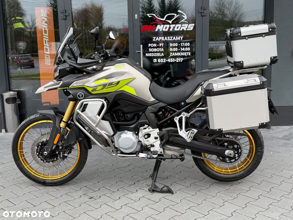 VOGE 900DSX - 29