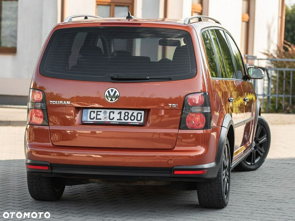 Volkswagen Touran 1.4 TSI Cross - 3