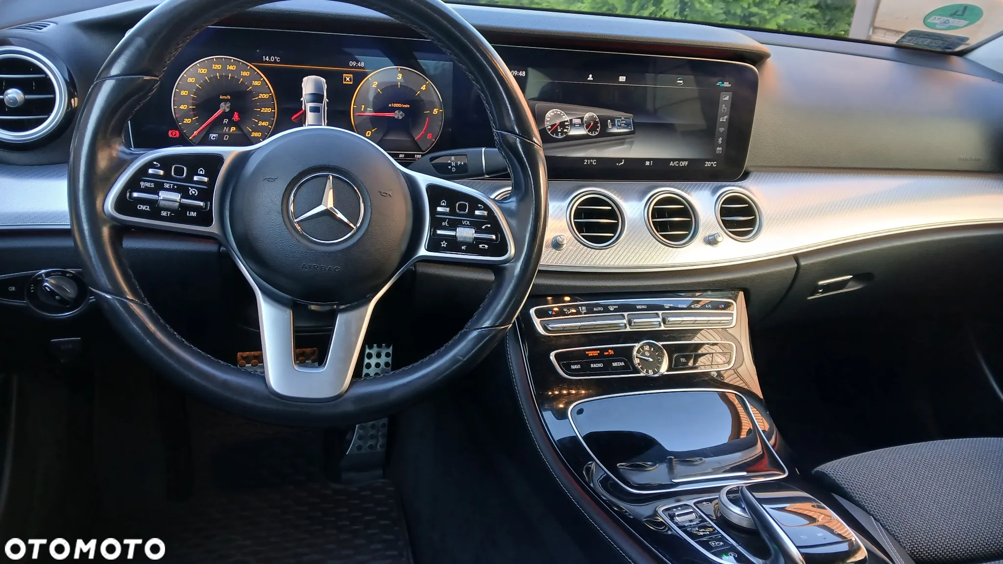 Mercedes-Benz Klasa E 200 d 9G-TRONIC - 12