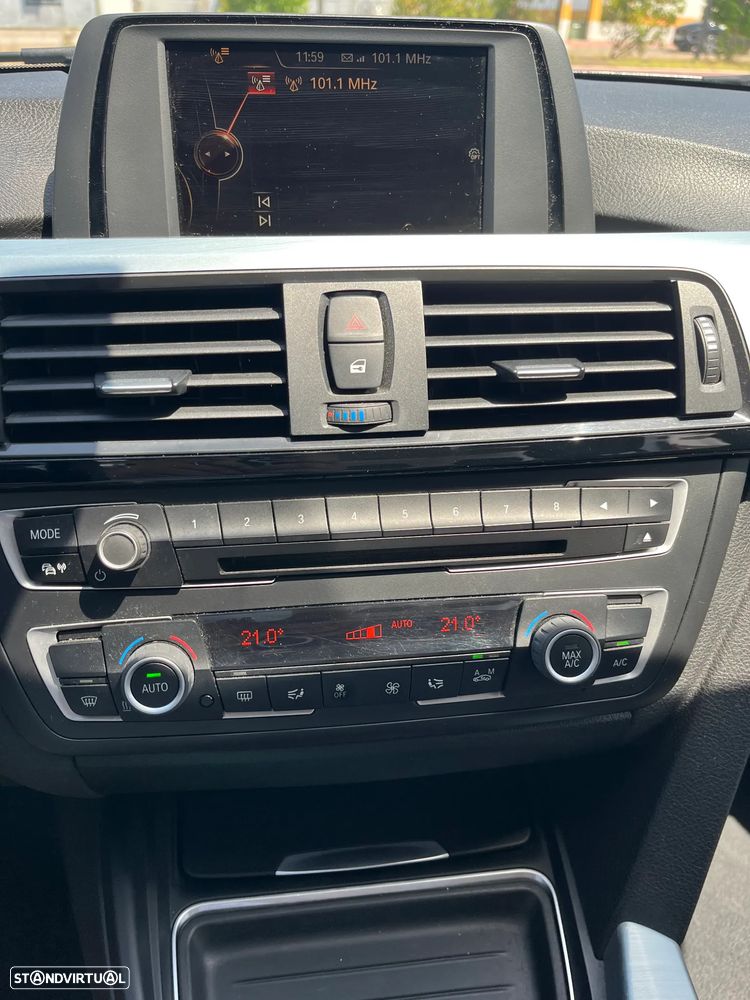 BMW 318 d Line Sport - 20