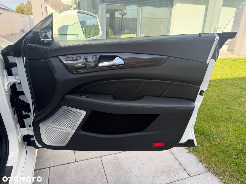 Mercedes-Benz CLS 63 AMG AMG SPEEDSHIFT MCT - 37