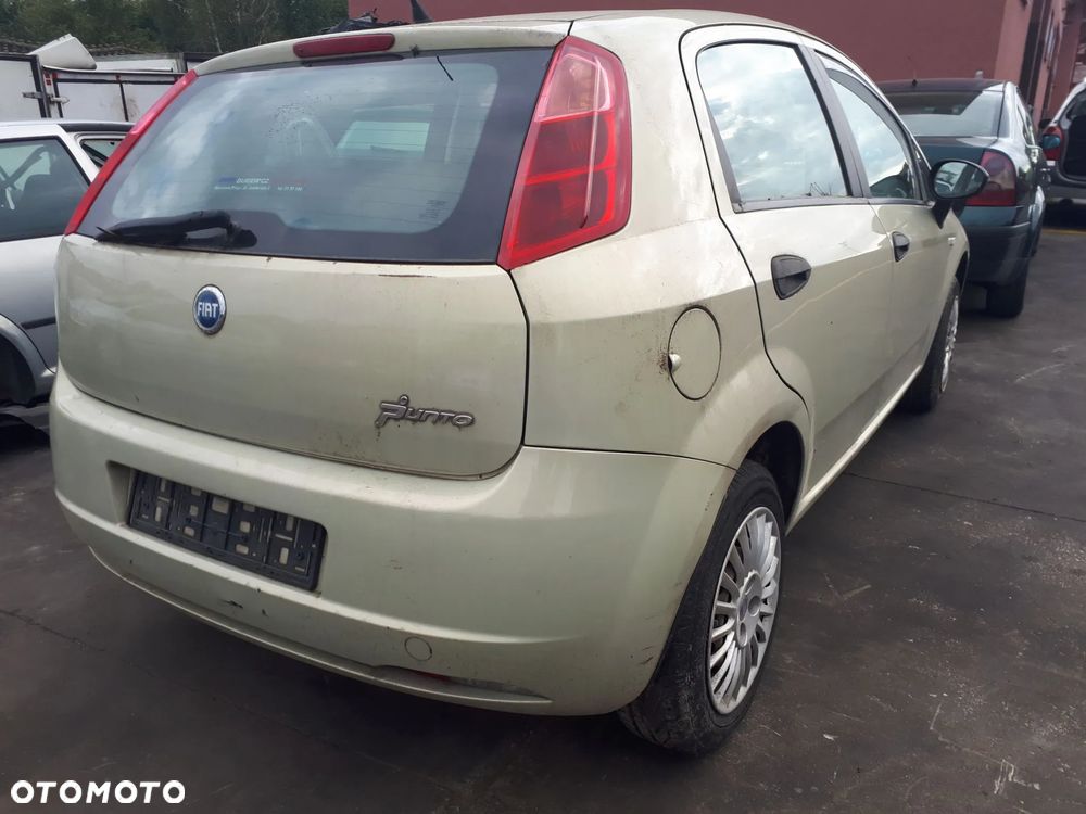 FIAT GRANDE PUNTO 05-09 1.2 8V ZDERZAK PRZÓD PRZEDNI 783/A - 10