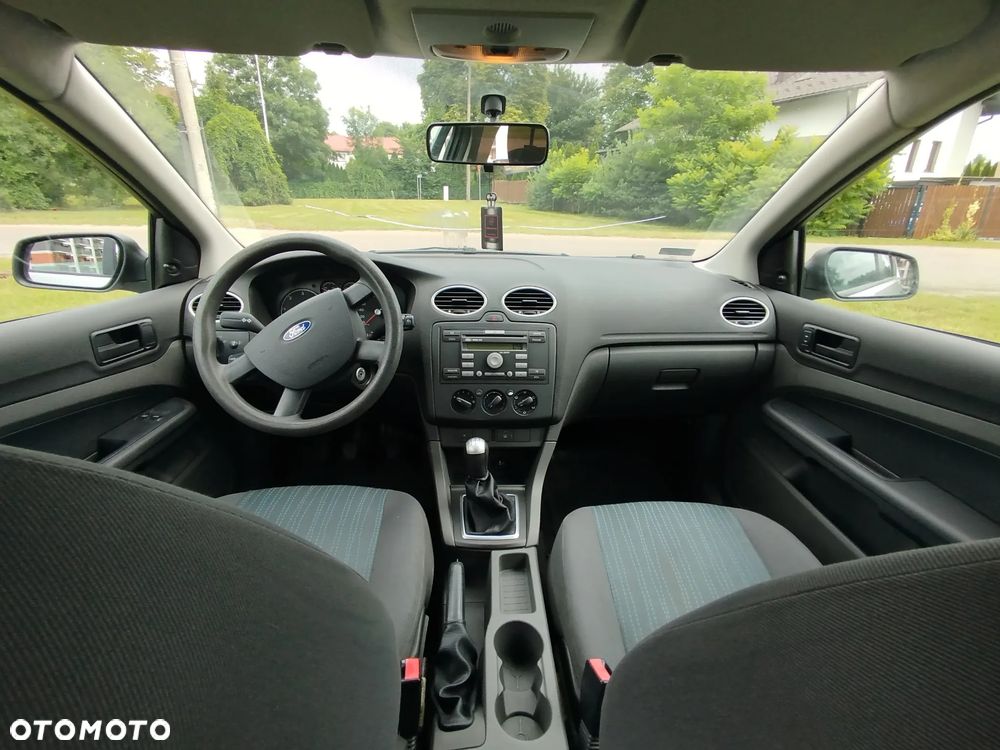 Ford Focus 1.6 TDCi Ambiente - 9