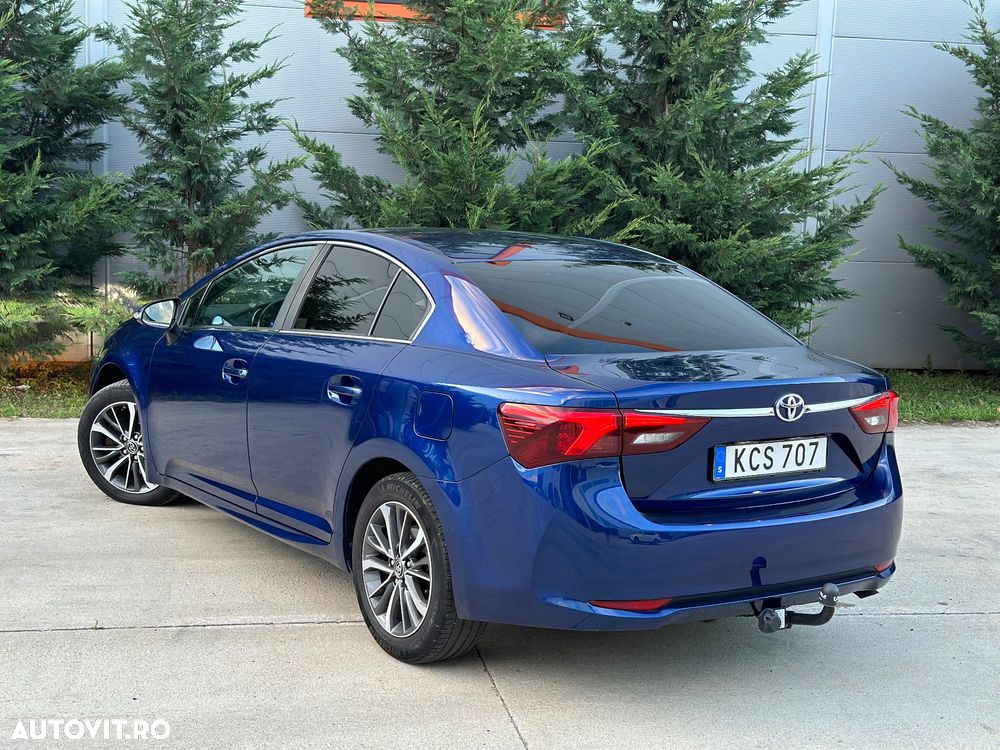 Toyota Avensis 2.0 D-4D Executive - 3