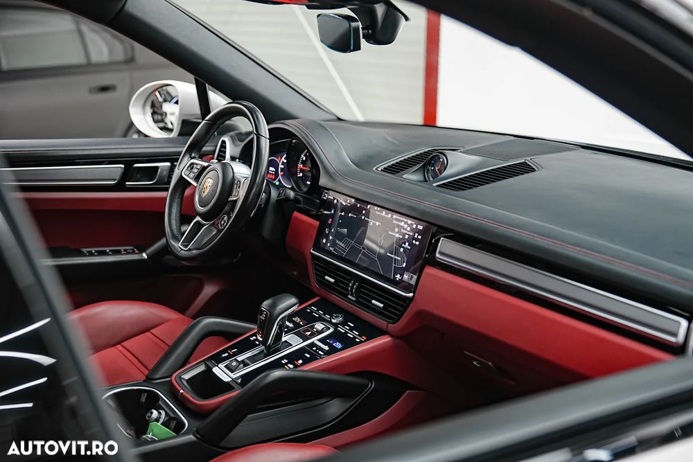 PORSCHE Cayenne Coupe 2022 — imagine 20