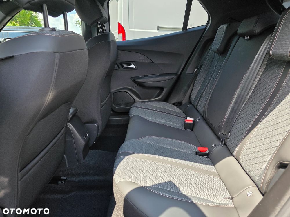 Peugeot 2008 - 19