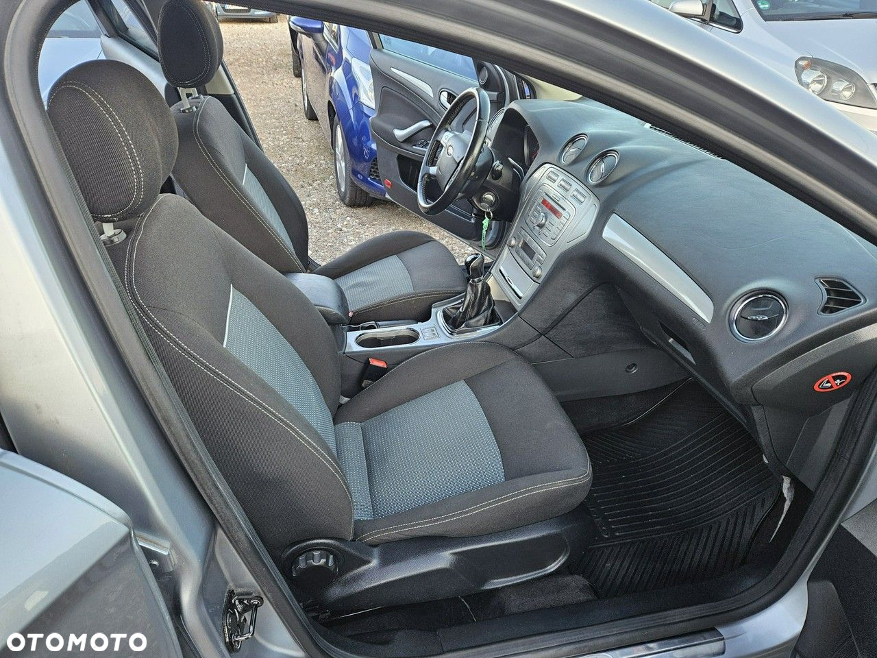 Ford Mondeo - 10