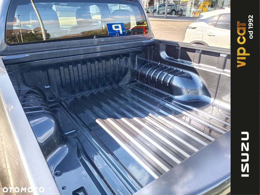 Isuzu D-Max 1.9 DC LSX - 12