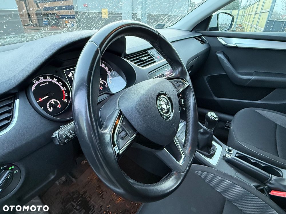 Skoda Octavia 1.6 TDI Ambition - 11