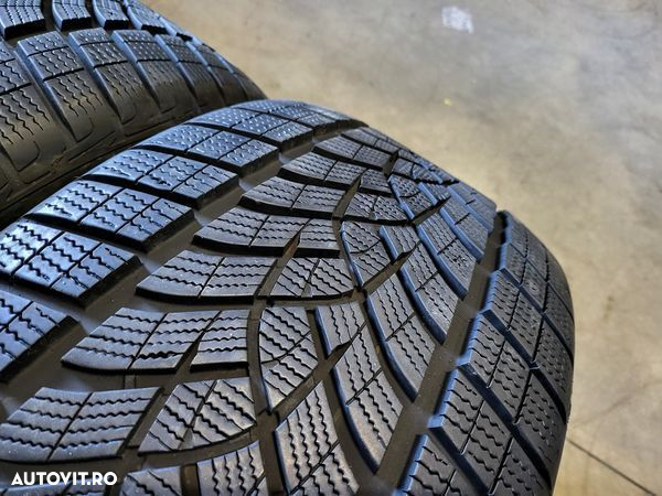 275/40/20 Goodyear 2piese - 6