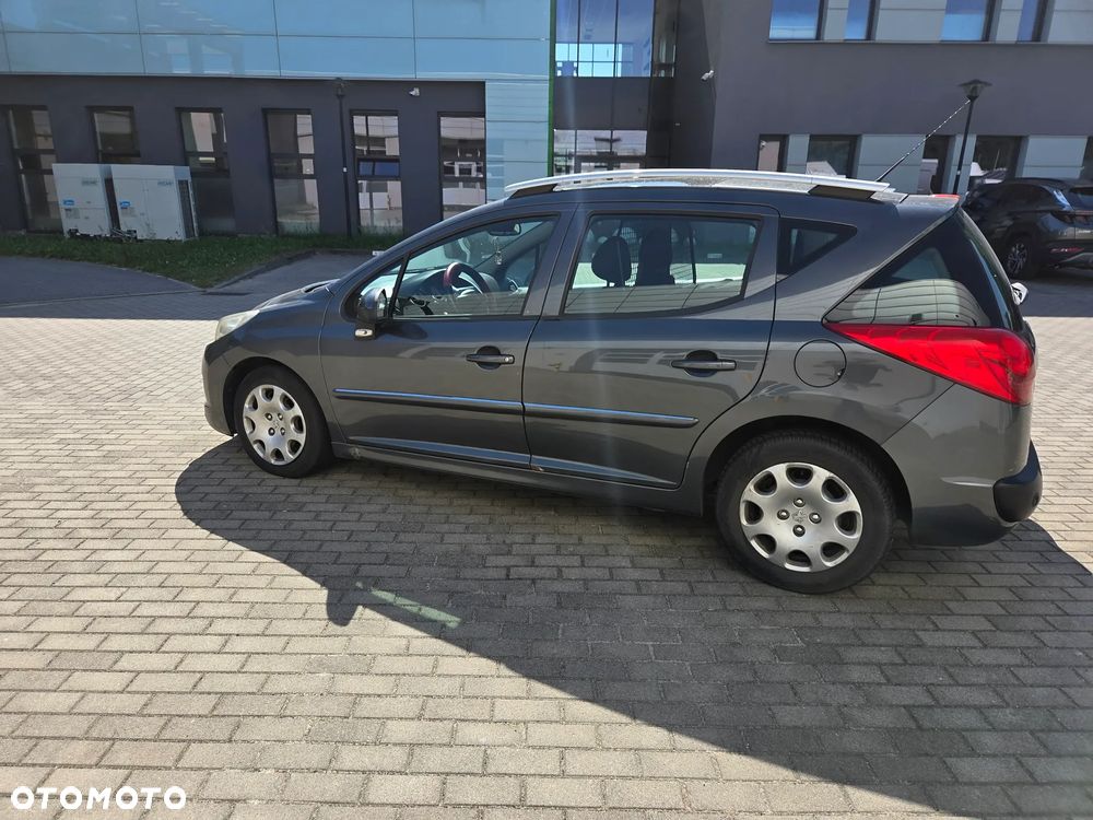 Peugeot 207 1.6 HDi Access - 10
