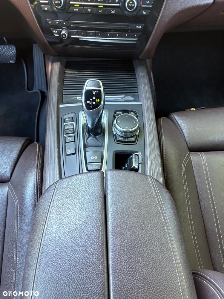 BMW X5 xDrive35i - 13