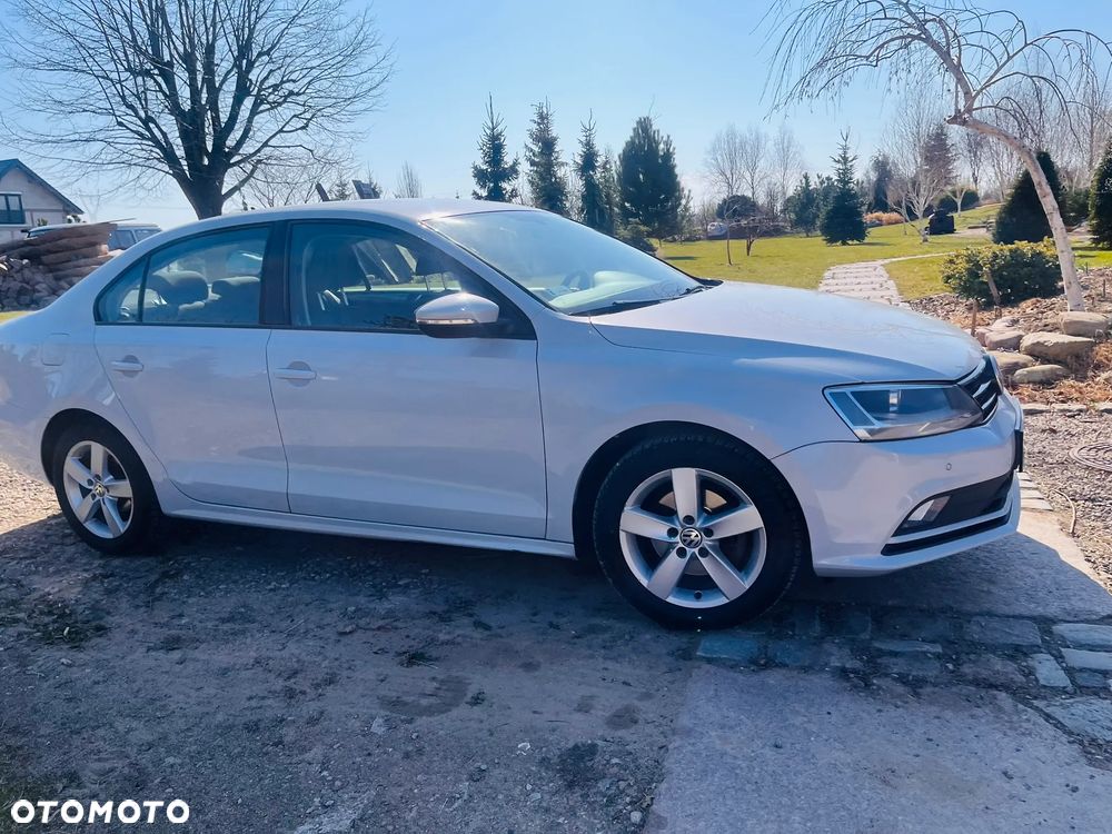 Volkswagen Jetta 2.0 TDI DPF BMT Comfortline - 14
