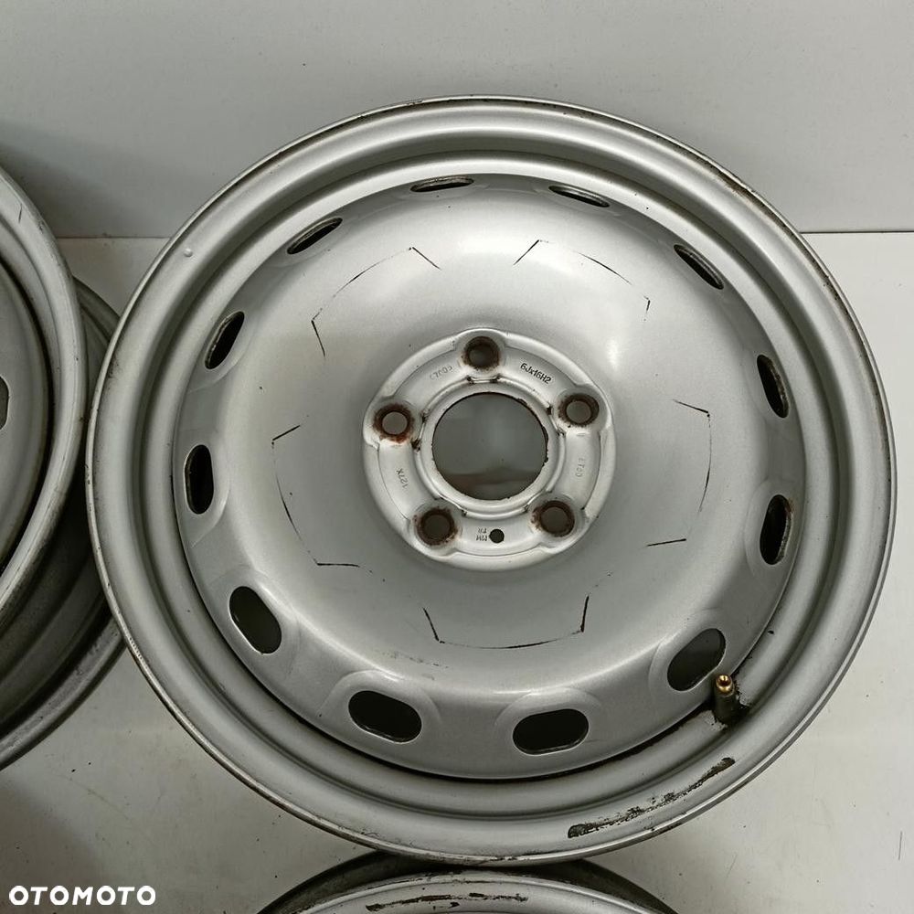 Felgi 5x114,3 16 Trafic Vivaro Talento 4szt (F7848) - 3