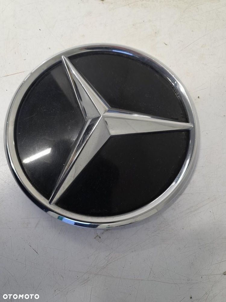 ZNACZEK EMBLEMAT MERCEDES VITO W447 GLC A253 A0008881600-500 - 5