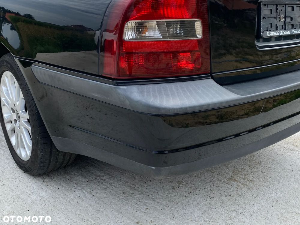 VOLVO S80 I 2.0T Zderzak tył tylny CZARNY 019-26 SEDAN - 7