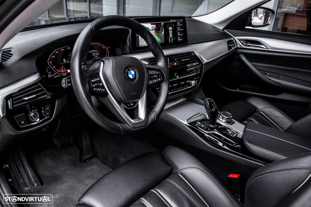 BMW 520 d Line Luxury Auto - 27