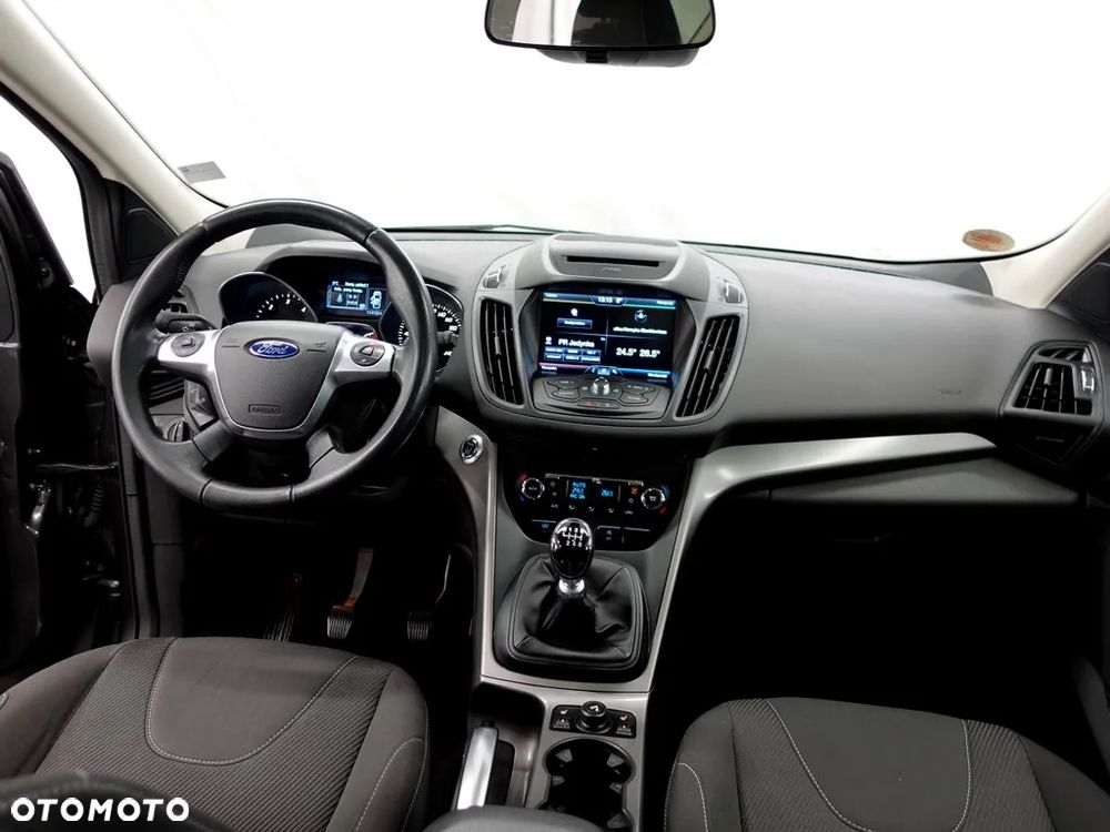 Ford Kuga 2.0 TDCi FWD Titanium - 17