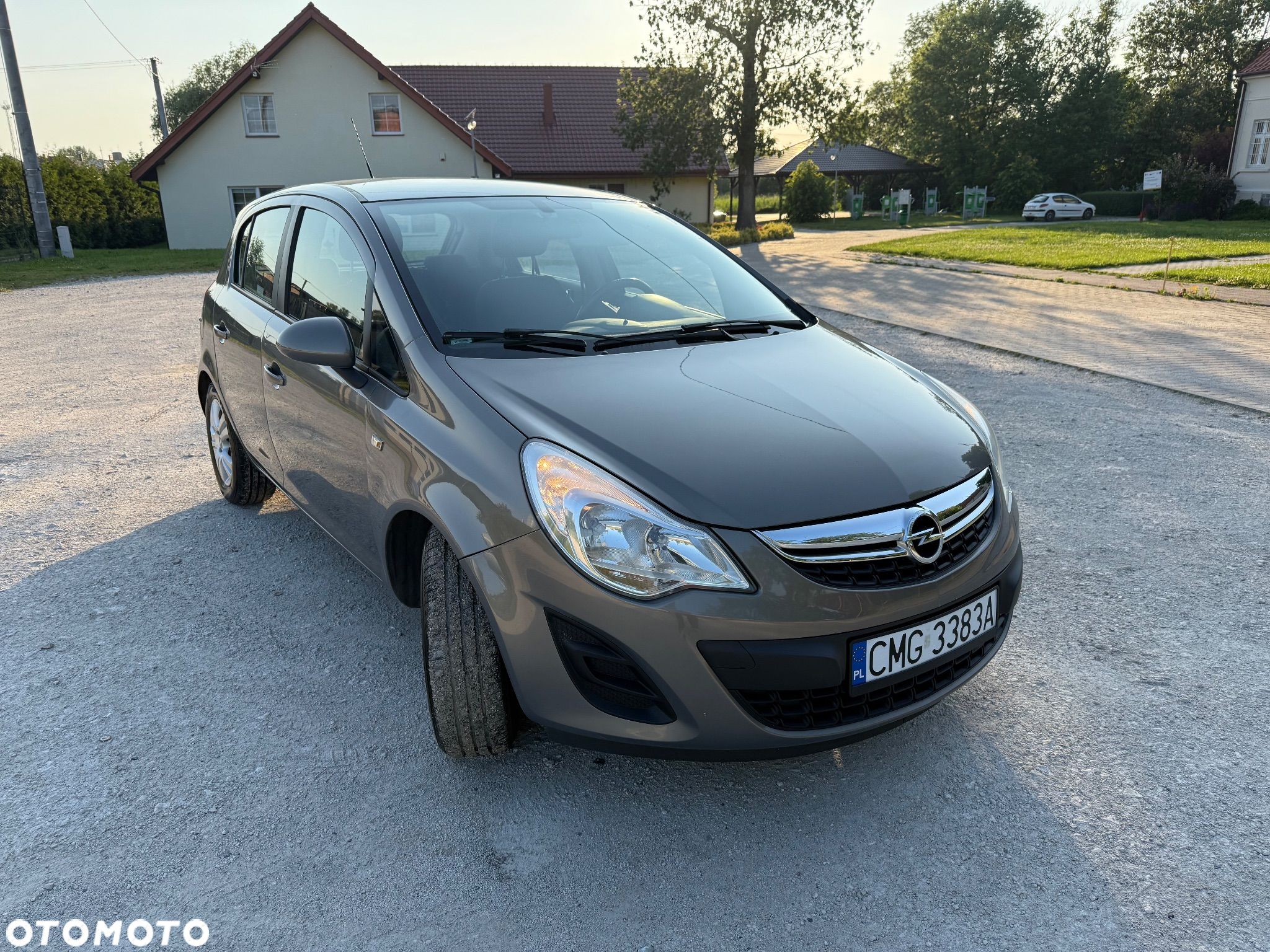Opel Corsa 1.2 16V Essentia - 1