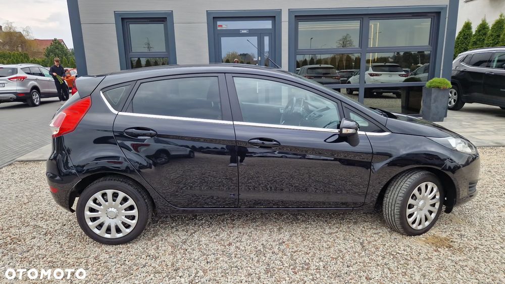Ford Fiesta 1.5 TDCi Titanium - 22