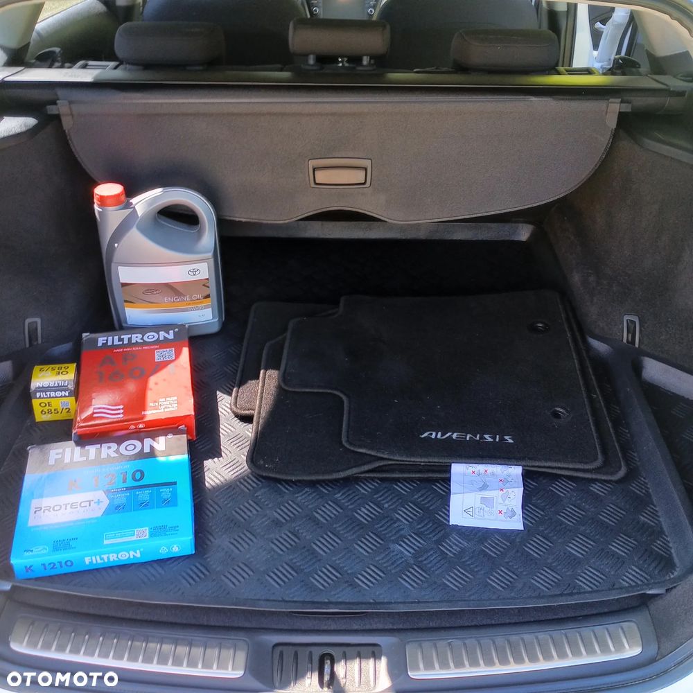 Toyota Avensis - 19