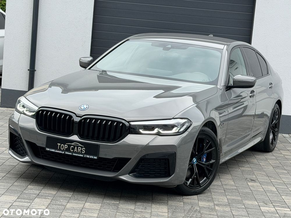 BMW Seria 5 530e xDrive sport - 27