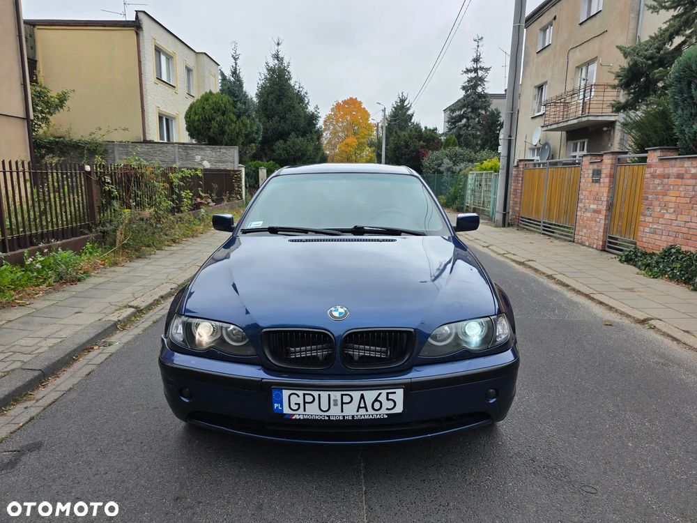 BMW Seria 3 318i - 18
