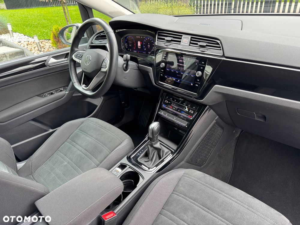 Volkswagen Touran 1.5 TSI EVO Highline DSG - 24