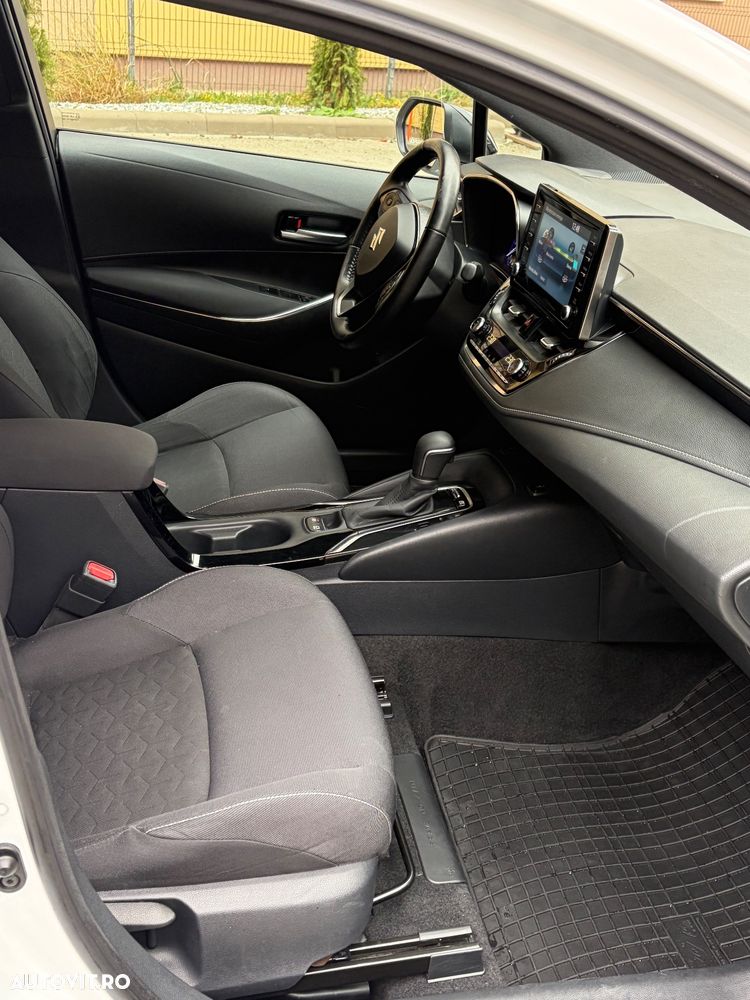 Suzuki Swace 1.8 E-CVT HEV Passion - 9