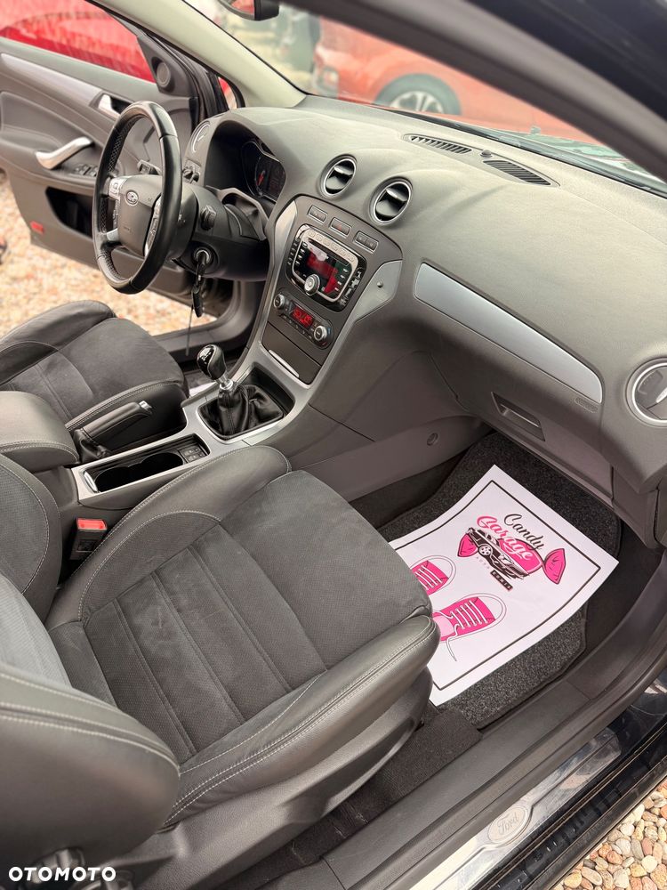 Ford Mondeo 2.0 TDCi Titanium X - 24
