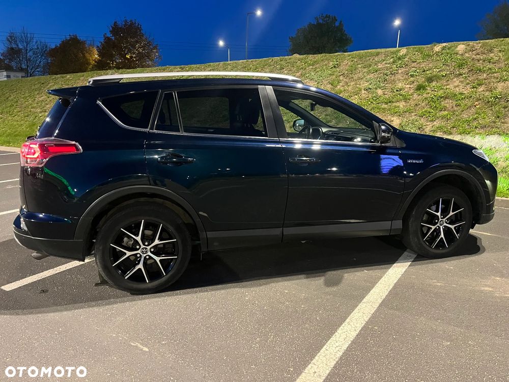 Toyota RAV4 Hybrid Prestige 4x4 - 8